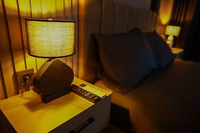 World Yours Luxury Suite