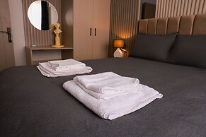 World Yours Luxury Suite