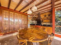 Cliffside Boutique Hotel