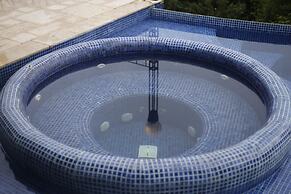 Cliffside Boutique Hotel