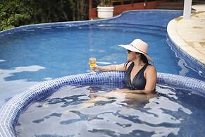 Cliffside Boutique Hotel