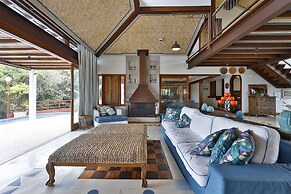 Cliffside Boutique Hotel