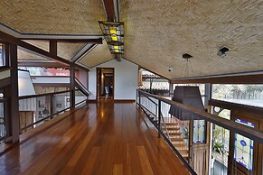 Cliffside Boutique Hotel