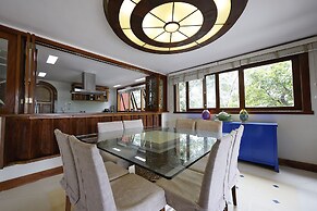 Cliffside Boutique Hotel