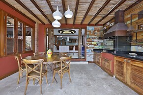 Cliffside Boutique Hotel