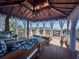 Cliffside Boutique Hotel