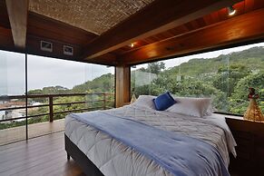 Cliffside Boutique Hotel