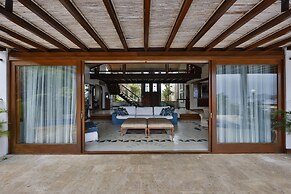 Cliffside Boutique Hotel