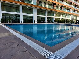 Chafford Suite-Douglas Luxury Apartments