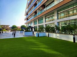 Chafford Suite-Douglas Luxury Apartments