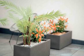 Central Hotel & Lounge Adult Only