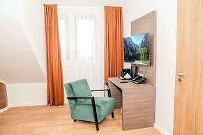 Central Hotel & Lounge Adult Only