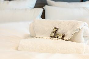 Central Hotel & Lounge Adult Only