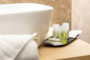 Central Hotel & Lounge Adult Only