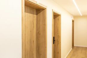 Central Hotel & Lounge Adult Only