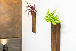 Central Hotel & Lounge Adult Only