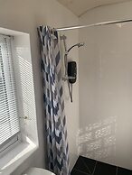 Beautiful Fir Grove Apartment Begelly