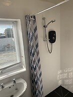 Beautiful Fir Grove Apartment Begelly