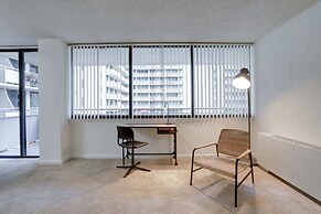 Enjoy Your Stay Aparment in Crystal City