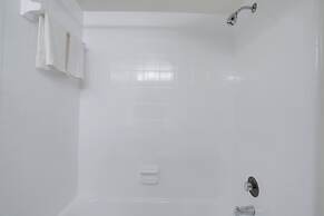 Enjoy Your Stay Aparment in Crystal City