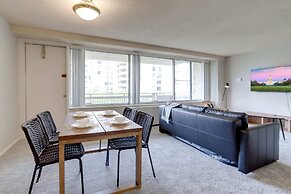 Exclusive condo at Crystal City With Gym