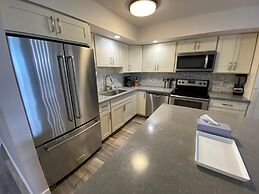 Kamaole Sands 4413 in Kihei