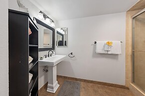 Kamaole Sands 4413 in Kihei