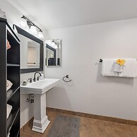 Kamaole Sands 4413 in Kihei