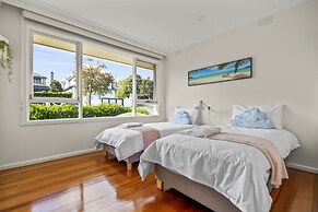 StayAU 2BRM Beach Family House Hampton