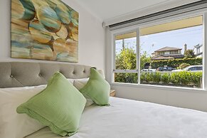 StayAU 2BRM Beach Family House Hampton