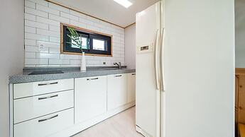 Gyeongju Jayeon Pension