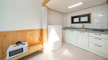 Gyeongju Jayeon Pension