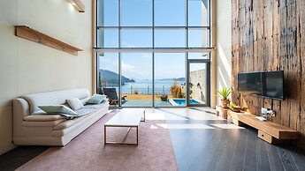 Geojedo Raonhiljo Pollvilla Pension