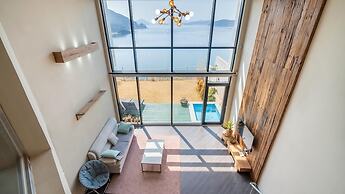 Geojedo Raonhiljo Pollvilla Pension