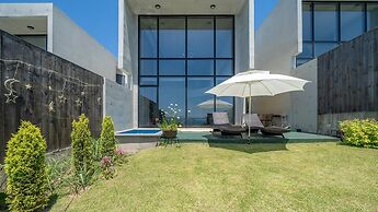 Geojedo Raonhiljo Pollvilla Pension