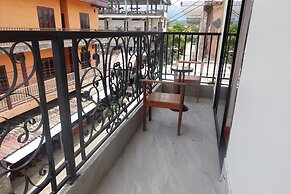 Champa Inn Hotel