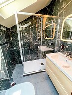 La Collégiale - Etablissement de charme