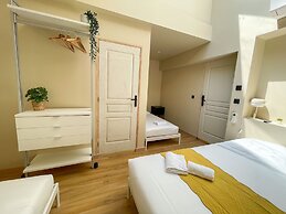 La Collégiale - Etablissement de charme