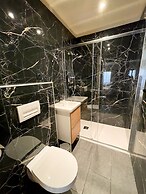 La Collégiale - Etablissement de charme