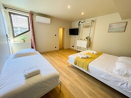 La Collégiale - Etablissement de charme