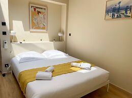 La Collégiale - Etablissement de charme