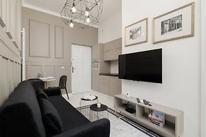 Kraków Stylish Apartment by Renters