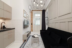 Kraków Stylish Apartment by Renters