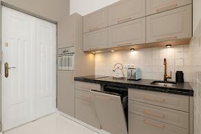 Kraków Stylish Apartment by Renters