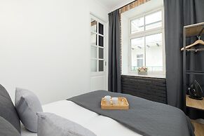 Kraków Stylish Apartment by Renters