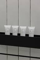 Air Conditioning & Balcony by Renters