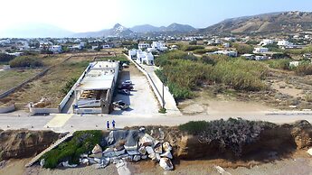 Pelagos Rooms 10m from Gyrismata Beach