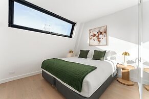 Fitzroy North Apartments by Urban Rest