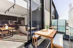 Fitzroy North Apartments by Urban Rest