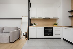 1 Bedroom Apartment Sarmacka by Renters